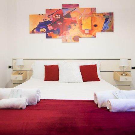 Appartamento 8- Tourist House Bologna - Light House - Self Check-In Esterno foto