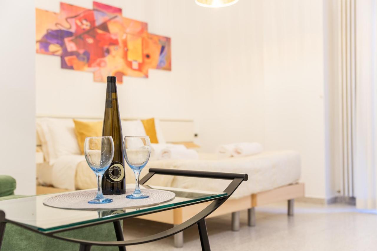 Appartamento 8- Tourist House Bologna - Light House - Self Check-In Esterno foto