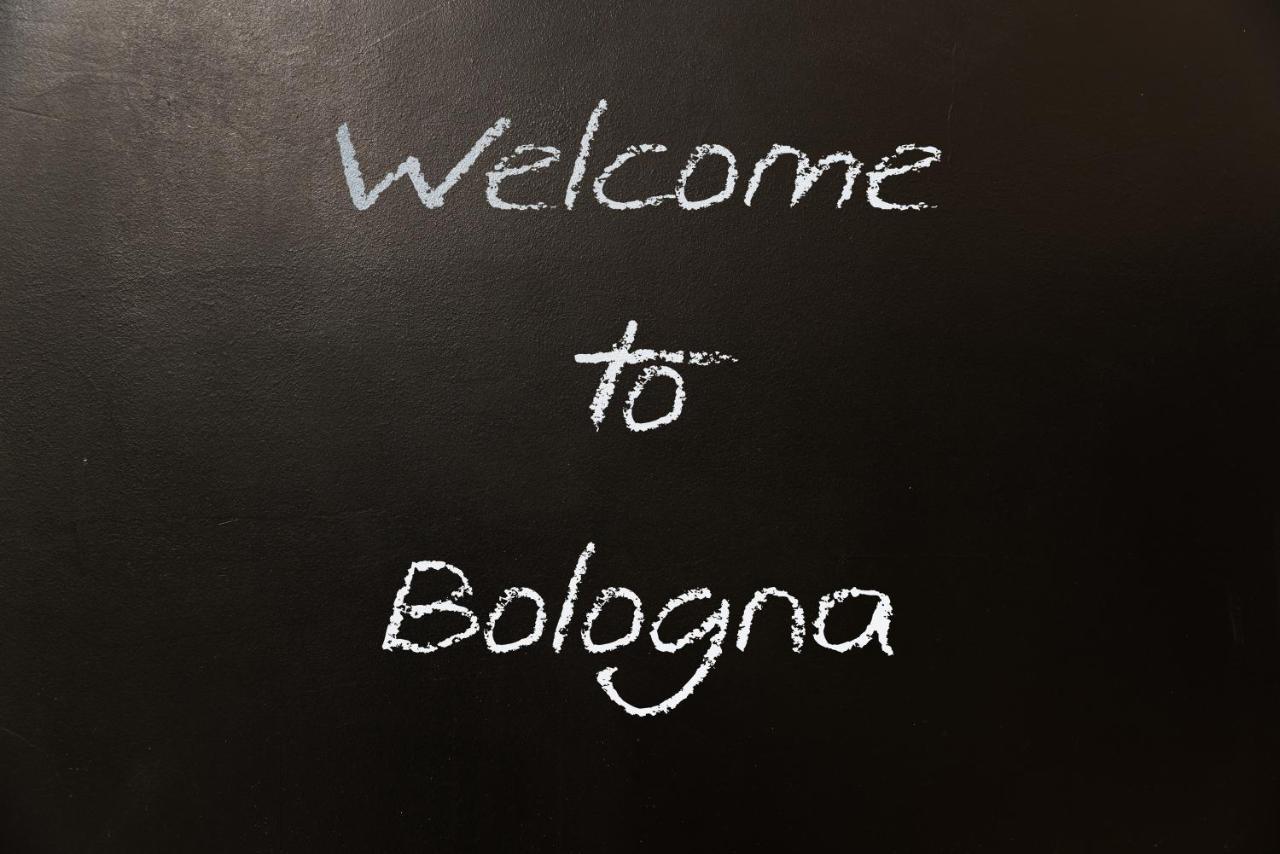 Appartamento 8- Tourist House Bologna - Light House - Self Check-In Esterno foto