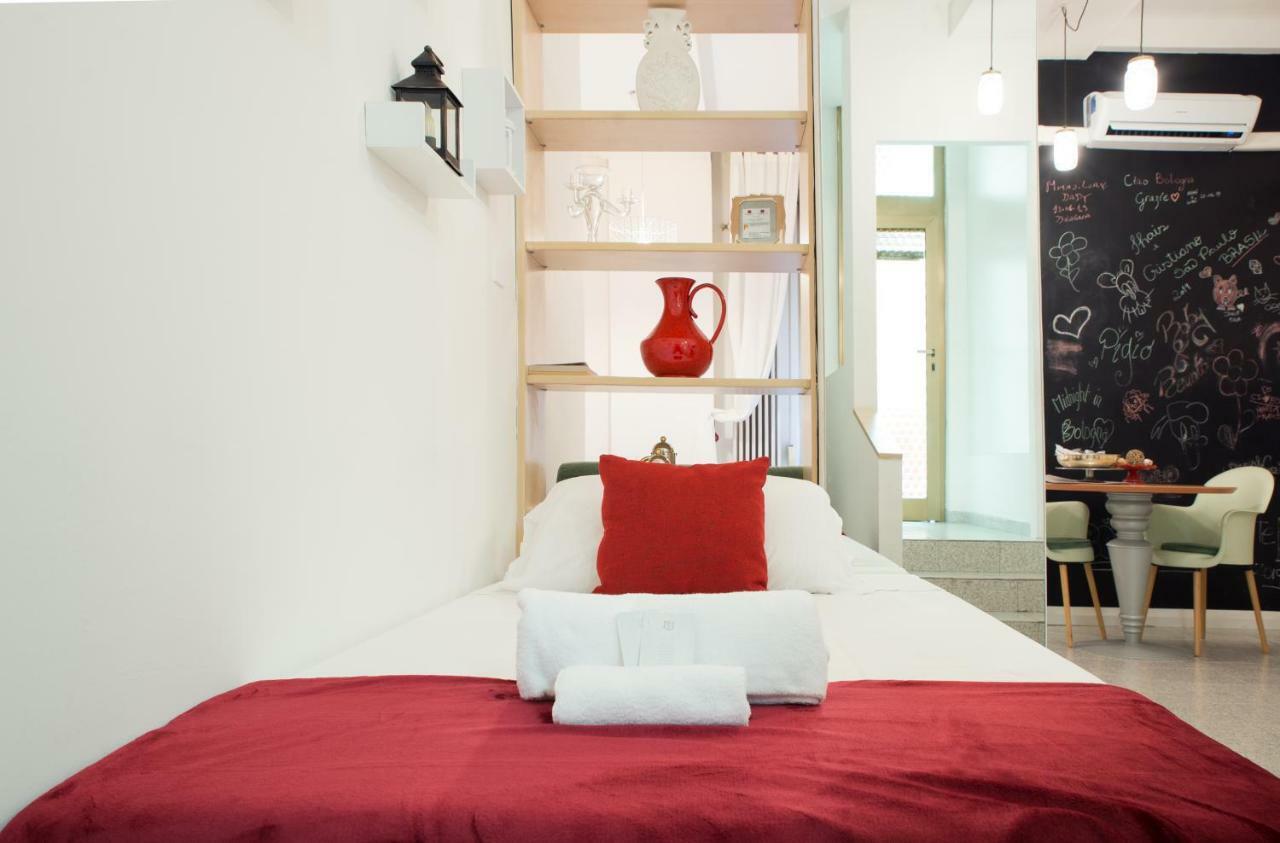 Appartamento 8- Tourist House Bologna - Light House - Self Check-In Esterno foto